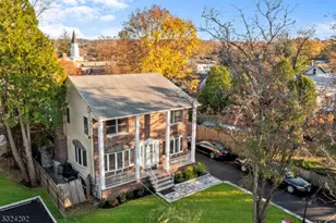 15 Parkhurst Pl, Verona, NJ 07044 - Photo 3