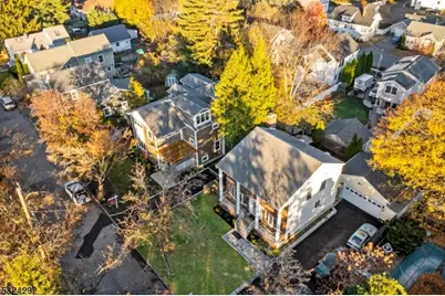 15 Parkhurst Pl, Verona, NJ 07044 - Photo 9