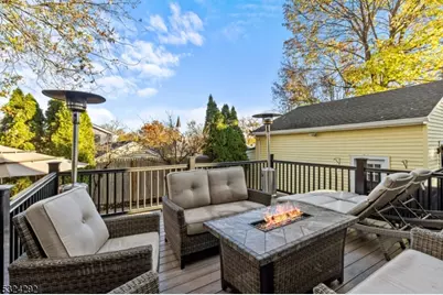 15 Parkhurst Pl, Verona, NJ 07044 - Photo 35