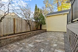 15 Parkhurst Pl, Verona, NJ 07044 - Photo 37