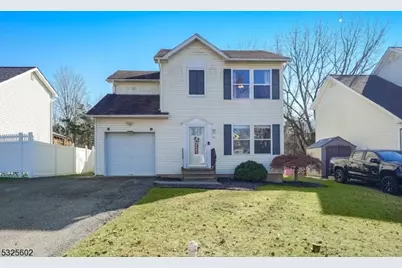 38 Holly Dr, Hamburg, NJ 07419 - Photo 1