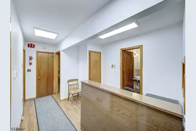 123 E Maple Ave, Bound Brook, NJ 08805 - Photo 9