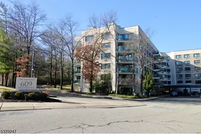 609 W South Orange Ave #6Q, South Orange, NJ 07079 - Photo 1