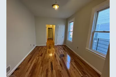 285 Wainwright Street, Newark, NJ 07112 - Photo 7