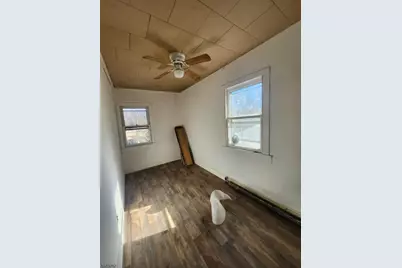 20 Adams St, Belvidere, NJ 07823 - Photo 3