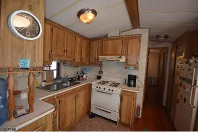 42 Elm Village, Vernon Twp., NJ 07461 - Photo 3