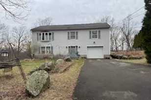 19 Crestview Ln, Vernon, NJ 07419 - Photo 1