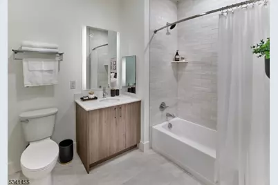 10 Green St #244, Woodbridge Township, NJ 07095 - Photo 5