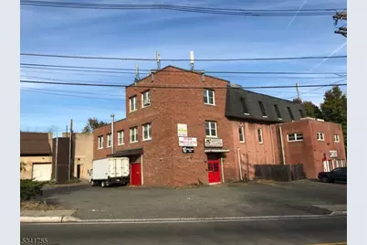 10 Squirrelwood Rd, Woodland Park, NJ 07424 - Photo 7