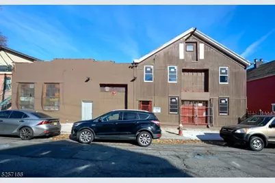 106 Kearney, Paterson, NJ 07522 - Photo 1