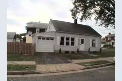 415 Knopf St, Manville, NJ 08835 - Photo 1