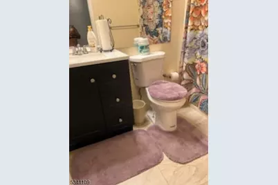 11 Seton Hall Dr, Newark, NJ 07103 - Photo 3