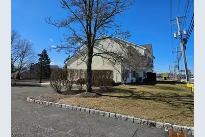 991 Hamburg Tpke, Wayne, NJ 07470 - Photo 5