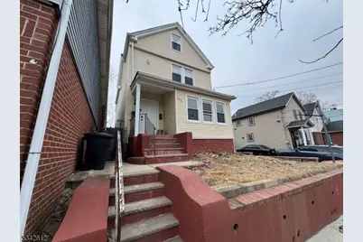 572 Christopher St, Orange, NJ 07050 - Photo 1