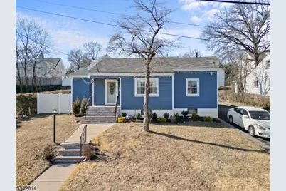 33 Freeman Pl, West Orange Township, NJ 07052 - Photo 1