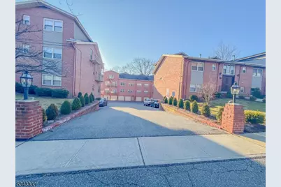 361 Claremont Ave #9, Montclair, NJ 07042 - Photo 1