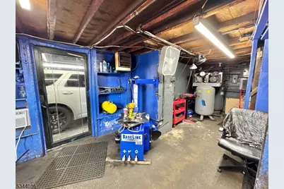 973 Bergen St, Newark, NJ 07112 - Photo 11