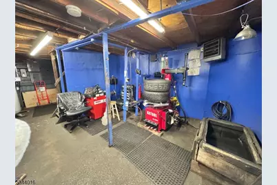 973 Bergen St, Newark, NJ 07112 - Photo 13