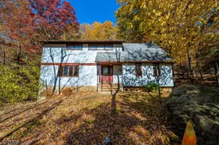 189 Hurd St, Mine Hill, NJ 07803 - Photo 1