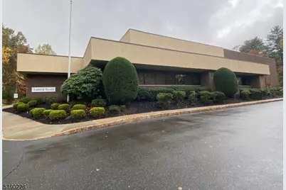 6 Powderhorn Dr, Warren Township, NJ 07059 - Photo 1