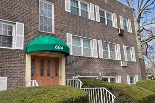 604 Chestnut St, Union Township, NJ 07083 - Photo 1