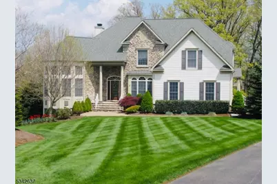 3 Shannon Mountain Ln, Washington Township, NJ 07853 - Photo 1