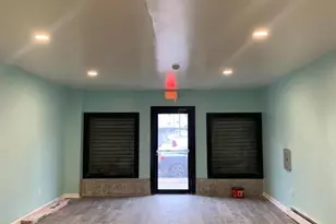 382 Chancellor Ave, Newark, NJ 07112 - Photo 1