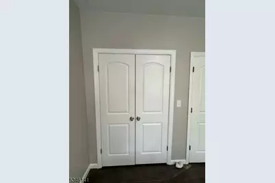 105 S 7th St Apt 1, Newark, NJ 07107 - Photo 5