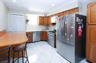 40/44 Rome St, Newark, NJ 07105 - Photo 3