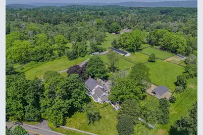 112 Pleasant Grove Rd, Washington Township, NJ 07853 - Photo 3