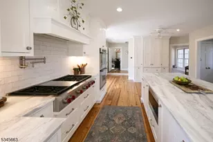 112 Pleasant Grove Rd, Washington Township, NJ 07853 - Photo 15