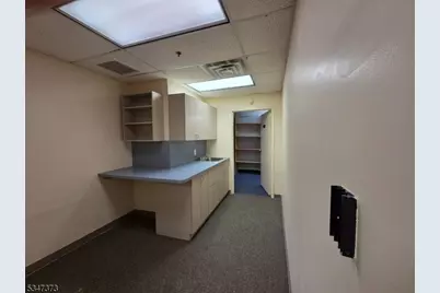 168 Franklin Tpke  Unit 103B, Waldwick, NJ 07463 - Photo 11