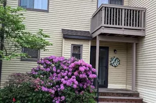 7 Lake Ct, Raritan Township, NJ 08822 - Photo 1