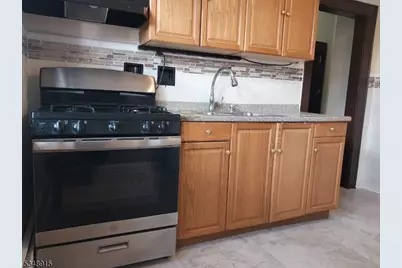 59 Grand Ave #2L, Newark, NJ 07106 - Photo 7