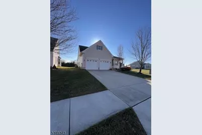 4 E Dehart Ave, Clayton Boro, NJ 08312 - Photo 1