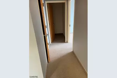 4 Minneakoning Rd, Raritan Township, NJ 08822 - Photo 35