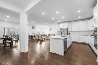 10 Veterans Way #221, Morris Plains, NJ 07950 - Photo 1