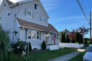 100 Parkview Ave, Elmwood Park, NJ 07407 - Photo 1