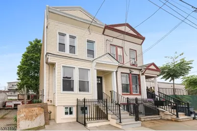 33 1/2 Emmet St, Newark, NJ 07114 - Photo 1