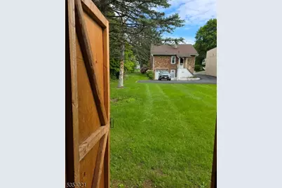 225 W Washington Ave, Washington Boro, NJ 07882 - Photo 33