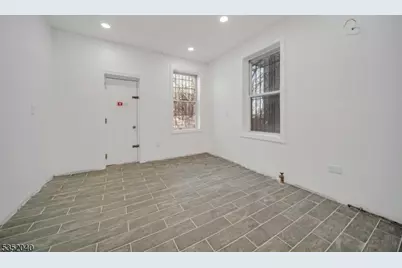 589 Dr Martin Luther King Jr, Newark, NJ 07102 - Photo 9