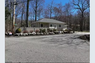 86 Dunham Rd, West Milford, NJ 07421 - Photo 1