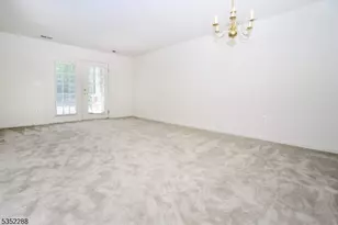 121 Courter Rd, Franklin Lakes, NJ 07417 - Photo 3