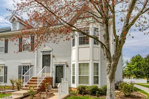 25 Columbus Dr, Franklin Township, NJ 08823 - Photo 1