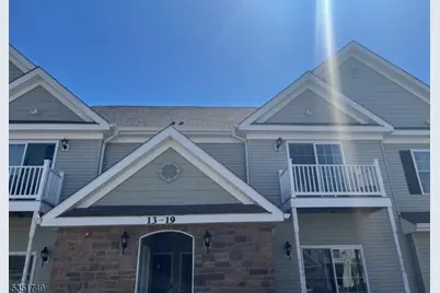 19 Dogwood Ln #19, Wanaque, NJ 07420 - Photo 5