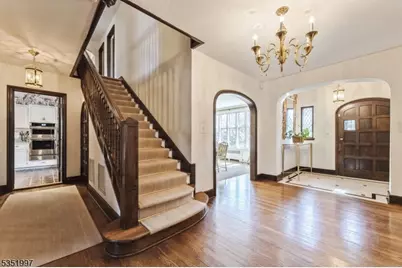 5 Beechtree Ln, Essex Fells, NJ 07021 - Photo 5