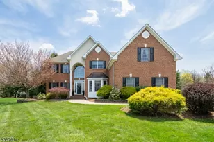 10 Softwood Way, Warren Township, NJ 07059 - Photo 1