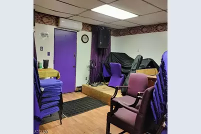 227 Martin Luther King Jr Dr, Jersey City, NJ 07305 - Photo 13