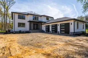 18 Lloyd Rd, Marlboro Township, NJ 07751 - Photo 1