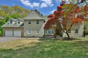 28 White Birch Terrace, Kinnelon, NJ 07405 - Photo 1